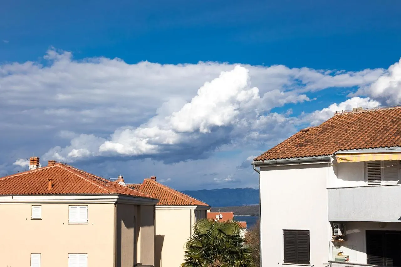 New Renovated Apartment Urska Malinska 0*,  Croatia